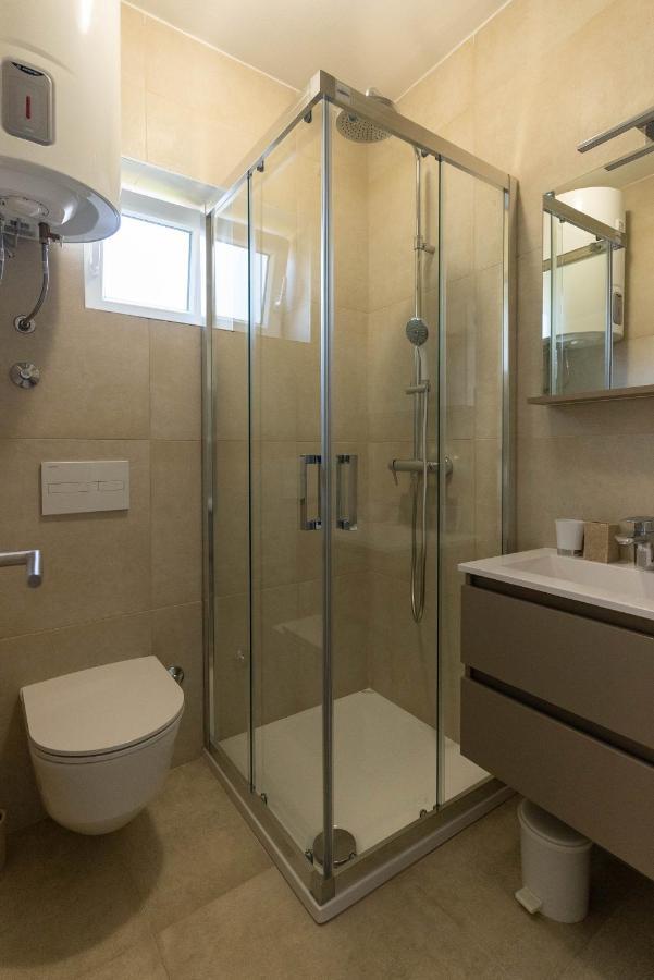 Briuni Riviera Apartment Πούλα Εξωτερικό φωτογραφία